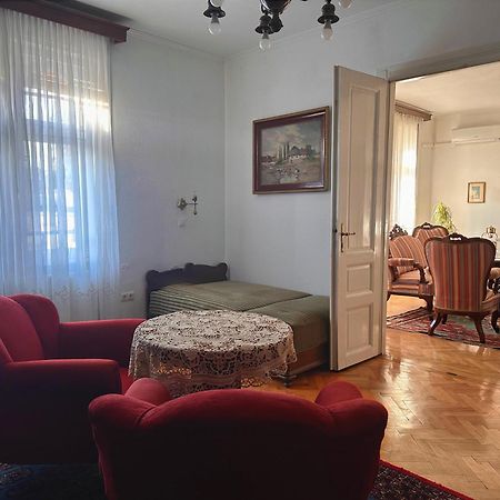 Romantic Villa - Pápa المظهر الخارجي الصورة