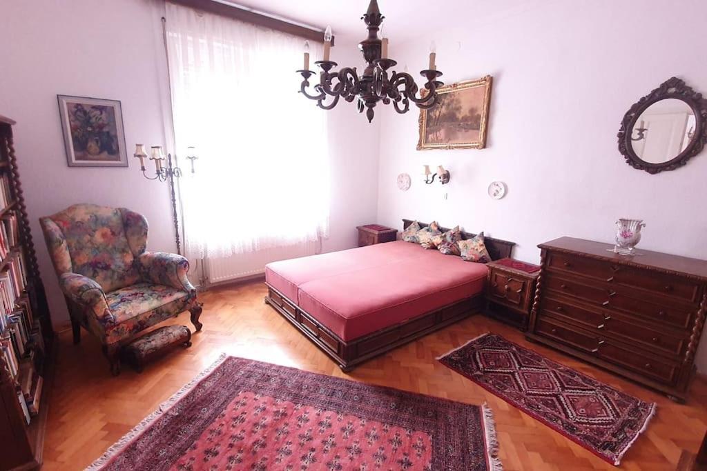 Romantic Villa - Pápa المظهر الخارجي الصورة