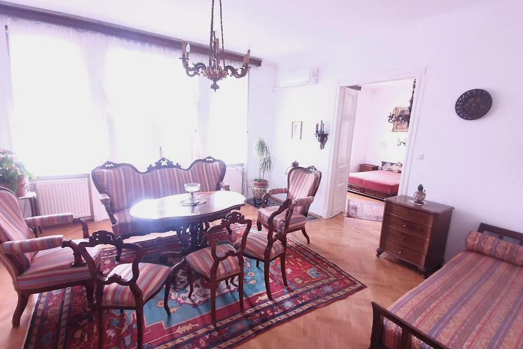 Romantic Villa - Pápa المظهر الخارجي الصورة